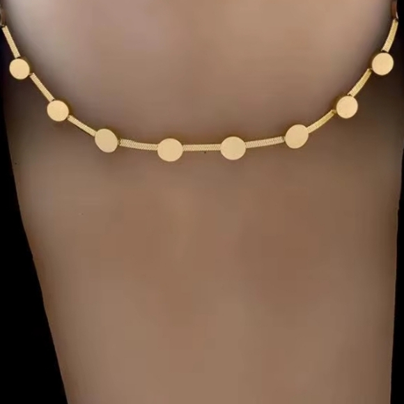 Elegant Gold Plated Statement Choker/Bracelet Snake Chain Extendable Hook Clasp - Picture 2 of 6